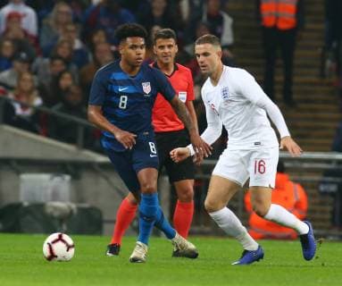 November 15, 2018 - London, United Kingdom - L-R Weston McKennie of USA and England s Jordan Henderson.during the friendly soccer match between England and USA at the Wembley Stadium in London, England, on 15 November 2018. England v United States - International Friendly Länderspiel  - ZUMAn230 20181115_zaa_n230_1377 Copyright: xActionxFotoxSportx