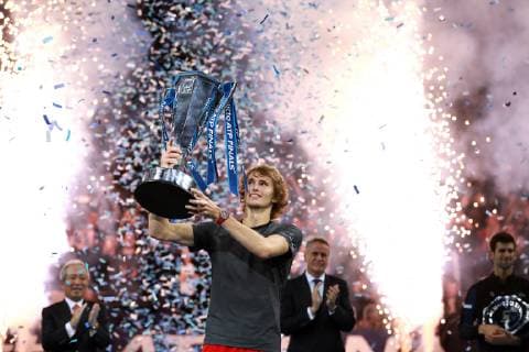 Sport Themen der Woche KW46 Sport Bilder des Tages 18th November 2018, O2 Arena, London, England; Nitto ATP Tennis Herren Tennis Finals; Alexander Zverev (GER) lifts the Nitto ATP Final Singles Trophy after defeating World Number one Novak Djokovic (SRB)  ActionPlus12081407 JohnxPatrickxFletcher