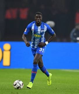 Derrick Luckassen Hertha BSC on Ball Hertha BSC Berlin TSG 1899 Hoffenheim 1 Bundesliga 2018 2019 1 BL 1 Bundesliga DFL Football Soccer Soccer Men Men Men Germany Berlin 24 11 2018 Olympic Stadium DFL REGULATIONS PROHIBIT ANY USE OF PHOTOGRAPHS AS IMAGE SEQUENCES AND OR QUASI VIDEO