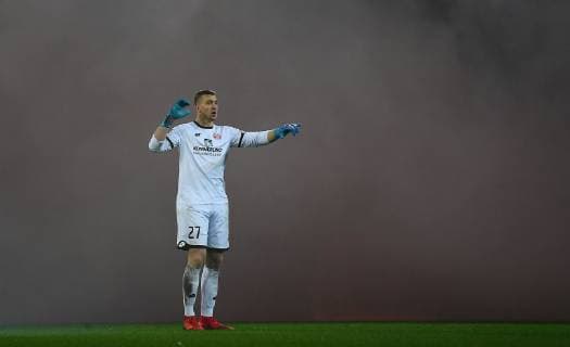 09 12 2018 xjhx Football 1 Bundesliga FSV Mainz 05 Hannover 96 emspor v l Robin Zentner FSV Mainz 05 in smoke DFL DFB REGULATIONS PROHIBIT ANY USE OF PHOTOGRAPHS as IMAGE SEQUENCES and or QUASI VIDEO Mainz