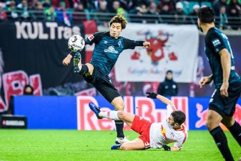 22 12 2018 xkvx Football 1 Bundesliga RB Leipzig SV Werder Bremen emspor v l Yuya Osako SV Werder Bremen Diego Demme RB Leipzig DFL DFB REGULATIONS PROHIBIT ANY USE OF PHOTOGRAPHS as IMAGE SEQUENCES and or QUASI VIDEO Leipzig