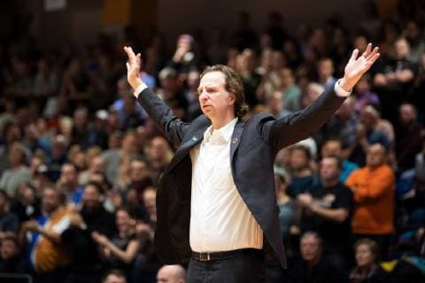 easycredit Basketball Bundesliga Matchday 15 on 5 1 2019 Season 2018 2019 Science City Jena vs. Giessen 46ers Trainer Ingo Freyer Giessen on the sidelines Portrait Sparkassen Arena Jena