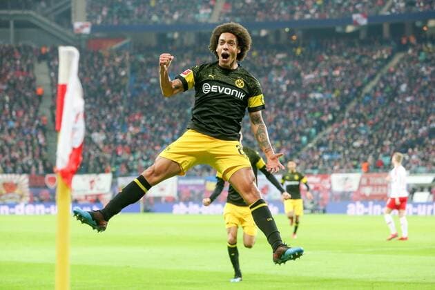 RB Leipzig Dortmund Fussball Bundesliga Leipzig 19 01 2019 Red Bull Arena Football Men 1 Bundesliga 18 Spieltag RB Leipzig Borussia Dortmund In the picture Goal for Dortmund Axel Witsel 28 Dortmund cheers for his goal to 0 1 According to the specifications of the DFL Deutsche Fußball Liga it is forbidden in the stadium and or from the game taken photographs in the form of sequence pictures and or video-like photo galleries to use or have used DFL regulations prohibit any use of photographs as image sequences and or quasi video