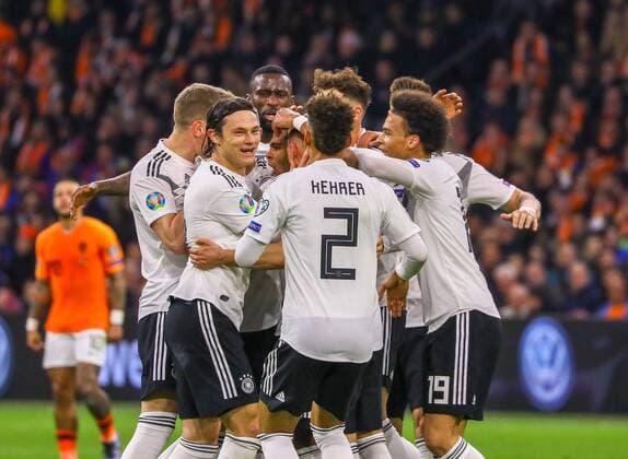 celebrate the goal Goal celebration 0 2 of Serge Gnabry Germany Germany 24 03 2019 Netherlands vs Germany EM Qualification Amsterdam Arena DISCLAIMER DFB regulations prohibit any use of photographs as image sequences and or quasi video