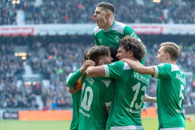 GER 1 FBL Werder Bremen vs SC Freiburg 13 04 2019 Weser Stadium Bremen GER 1 FBL Werder Bremen vs SC Freiburg DFL REGULATIONS PROHIBIT ANY USE OF PHOTOGRAPHS AS IMAGE SEQUENCES AND OR QUASI VIDEO in picture 2 0 header Theodor Gebre Selassie Werder Bremen 23 cheers Max Kruse Werder Bremen 10 Milot Rashica Werder Bremen 11 Ludwig Augustinsson Werder Bremen 05 Claudio Pizarro Werder Bremen 04 nordphotoxKokenge nph00001