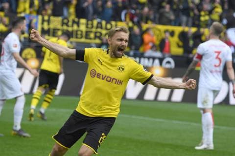 Soccer 1 BL Season 2018 2019 Borussia Dortmund vs. Fortuna Düsseldorf 11 05 2019 Signal Iduna Park Dortmund Marcel Schmelzer BVB Action single picture
