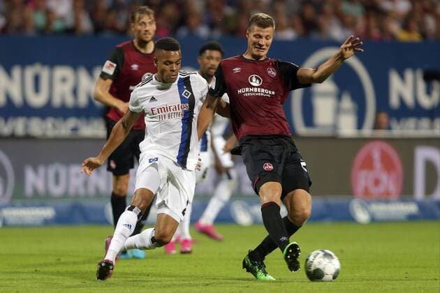 Nuremberg, Germany 05 08 2019, 2 Bundesliga, 1 FC Nuremberg vs. Hamburger SV, 2 matchday, Jan Gyamerah HSV and Patrick Erras FCN in duel, battle for the ball, Nuremberg Max Morlock Stadium Bayern Germany eu images 09 541 022885 eu-images-541 DFL REGULATIONS PROHIBIT ANY USE OF PHOTOGRAPHS AS IMAGE SEQUENCES AND OR QUASI-VIDEO.