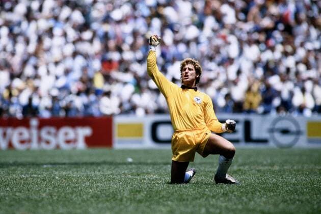 SCHUMACHER Toni Goalkeeper Team Germany cheers after the equalizing goal by VOELLER Rudi Final Argentina Germany 3 2 on 29 06 1986 at the Azteca Stadium in Mexico City
