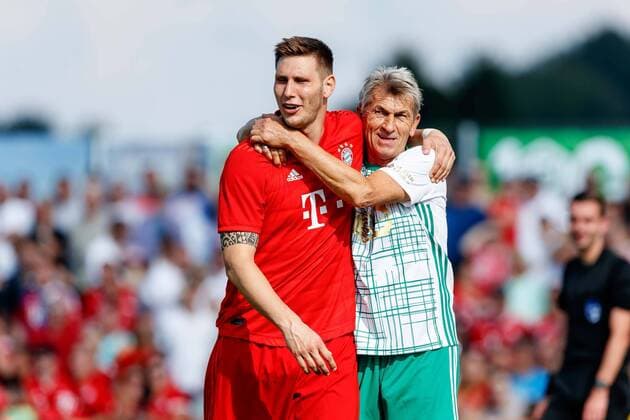 Vilshofen, Germany, 25 08 2019, friendly match, test match, FC Bayern Muenchen FC Vilshofen, Niklas Suele FCB , Klaus Augenthaler watch Vilshofen KlausAugenthaler Stadium Bavaria Germany eu images 01048 193592 eu-images-048