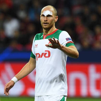 Football, UEFA Champions League, Season 2019 2020, Group D, Match 1, Bayer 04 Leverkusen vs. FC Lokomotive Moscow, 18 09 2019, Bayarena Leverkusen Benedikt Höwedes , fc Lokomotive Moscow Action, single picture,