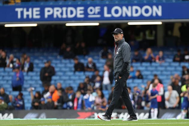 Bilder des Jahres 2019, Sport 09 September Sport Themen der Woche KW38 22nd September 2019; Stamford Bridge, London, England; English Premier League Football, Chelsea Football Club versus Liverpool Football Club; Liverpool Manager Jurgen Klopp during the warm up - Strictly Editorial Use Only. No use with unauthorized audio, video, data, fixture lists, club league logos or live services. Online in-match use limited to 120 images, no video emulation. No use in betting, games or single club league player publications ActionPlus12170354 ShaunxBrooks