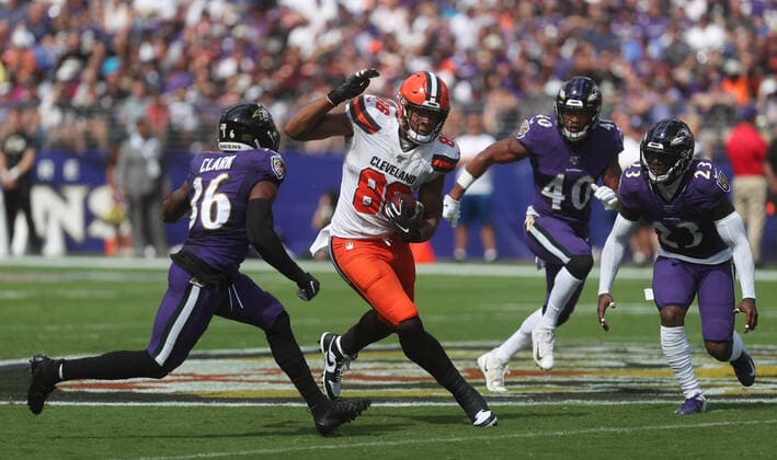 NFL, American Football Herren, USA 2019: Browns vs Ravens SEP 29, Cleveland Browns TE Pharaoh Brown (86) in action during a game against the Baltimore Ravens at M&T Bank Stadium in Baltimore, Maryland on September 29, 2019. Photo Mike Buscher Cal Media Sipa USA(Credit Image: © Mike Buscher Cal Sport Media Sipa USA CSM Sipa USA) NO ARCHIVING, EDITORIAL USE ONLY, NO USE IN BOOKS WITHOUT CONSENT Baltimore MD United States Copyright: xCalxSportxMediax 20190930001423197532