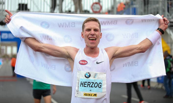 Peter Herzog AUS secures Olympic participation 2020 and runs personal best time of 2 10 57 hours at the BMW Berlin Marathon 2019 on Straße des 17 June in Berlin on 29 09 19 BMW Berlin Marathon 2019