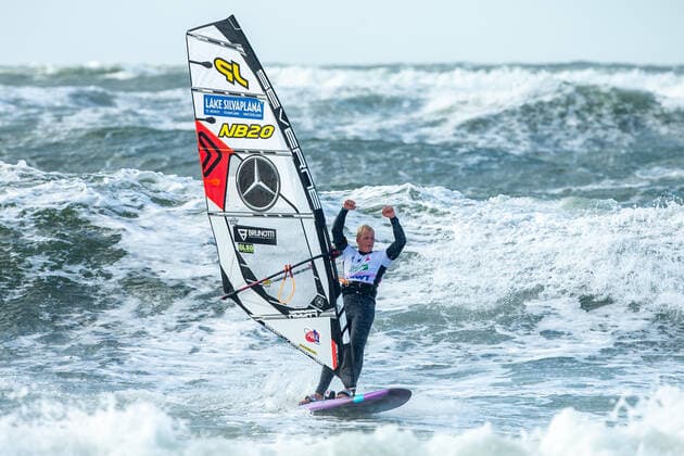PWA Mercedes Benz World Windsurfing Tour Sylt 2019 Freestyle Men Wave Men Sylt Westerland, 30 09 2019 Vrieswijk Amado Hydrofoil, Freestyle Men, Bonaire, NB 20 Winner PWA Mercedes Benz World Windsurfing Tour Sylt 2019 Freestyle Men Wave Men on 30 09 2019 at Brandenburger Strand in Sylt Westerland Germany Copyright: xBEAUTIFULxSPORTS AndreasxDickx