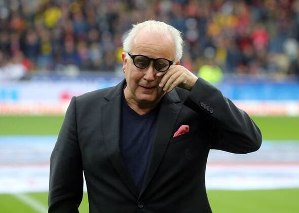 SC Freiburg Borussia Dortmund Germany, Freiburg, 05 10 2019, Soccer, Bundesliga, Season 2019 2020, 7 Matchday, SC Freiburg Borussia Dortmund Fritz Keller President SC Freiburg will be dismissed for his change to DFB, DFL DFB REGULATIONS PROHIBIT ANY USE OF PHOTOGRAPHS AS IMAGE SEQUENCES AND OR QUASI VIDEO