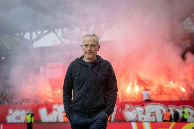 Football Berlin 19 10 2019 1 Bundesliga DFL Saison 2019 2010 Union Berlin SC Freiburg Christian Streich Freiburg, coach complains about the Pyros to his own fans in Freiburg