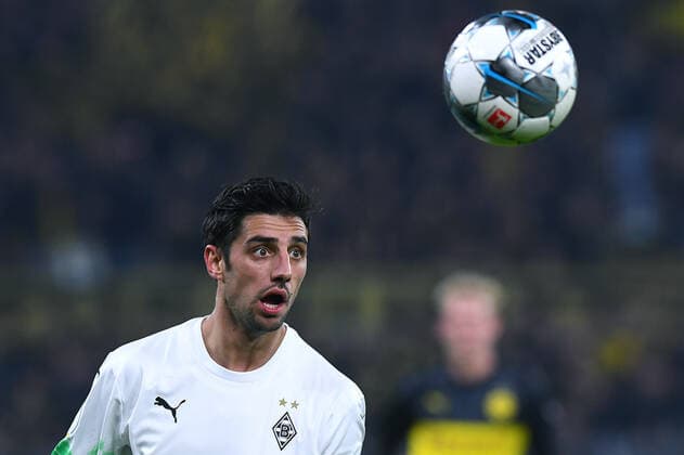 Football DFB Cup 2 Round Borussia Dortmund Borussia Mönchengladbach on 30 10 2019 at Signal Iduna Park in Dortmund Lars Stindel Mönchengladbach DFB regulations prohibit any use of photographs as image sequences and or quasi video xRx