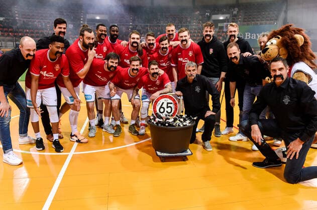 2 Barmer Basketball Bundesliga ProA, Bayer Giants Leverkusen vs Nuernberg Falcons BC Leverkusen, 31 10 2019, Farewell of Achim Kuczmann Bayer Giants Leverkusen Achim Kuczmann Bayer Giants Leverkusen , 2 Barmer Basketball Bundesliga ProA, Bayer Giants Leverkusen vs Nuernberg Falcons BC on 31 10 2019 in the Ostermann Arena, Leverkusen, Nordrhein Westfalen Copyright: xBEAUTIFULxSPORTS Mueller-Laschetx