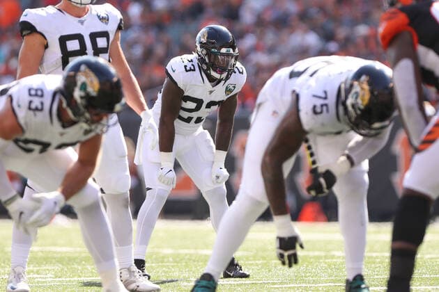 CINCINNATI, OH - OCTOBER 20: Jacksonville Jaguars running back Ryquell Armstead (23) lines up for a play during the game against the Jacksonville Jaguars and the Cincinnati Bengals on October 20th 2019, at Paul Brown Stadium in Cincinnati, OH. (Photo by Ian Johnson Icon Sportswire) NFL, American Football Herren, USA OCT 20 Jaguars at Bengals Icon191020072