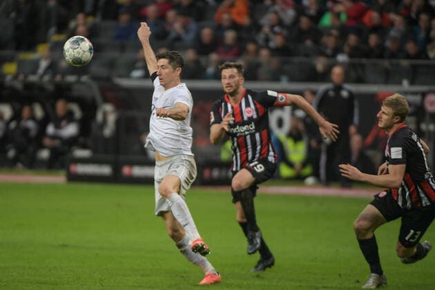 Eintracht Frankfurt FC Bayern Munich, Bundesliga, 02 11 2019 DFL REGULATIONS PROHIBIT ANY USE OF PHOTOGRAPHS AS IMAGE SEQUENCES AND OR QUASI VIDEO Frankfurt Hessen Germany Copyright: xkolbert-press BurghardxSchreyerx