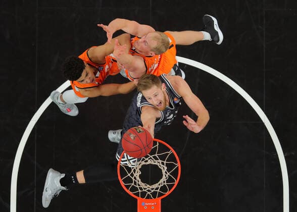 v l Killian Hayes Ulm , Lucas Fischer Würzburg , Seth Hinrichs Ulm ratiopharm Ulm vs s Oliver Würzburg, Basketball, easyCredit BBL Bundesliga, 7 Matchday, 09 11 2019 ratiopharm Ulm vs s Oliver Würzburg, easyCredit BBL Bundesliga, 7 Matchday, 09 11 2019 New Ulm Copyright: xAchberger xEibner-Pressefotox EP_far