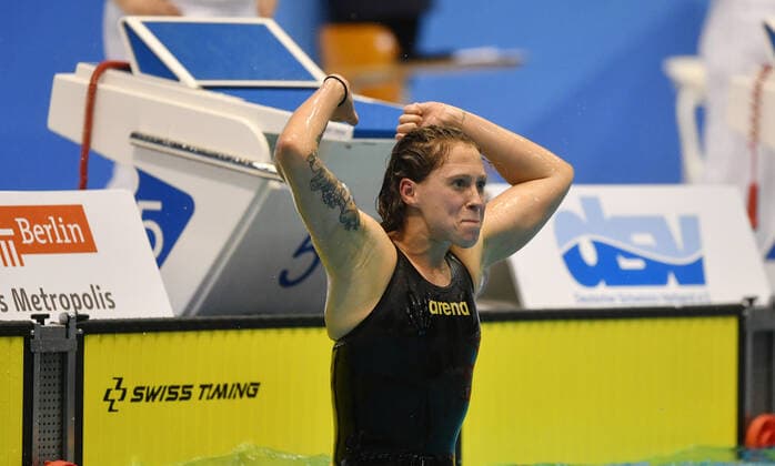 Sarah Köhler DSV , wins the 1500m freestyle women with new world record and celebrates 25 International German Short Course Championships in swimming Berlin 2019 swiming, swimming, DM, short course, 25m championships, German Championships Berlin, 16 11 2019 indoor swimming pool Europasportpark