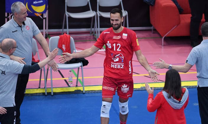 Volleyball 1 Bundesliga Season 2019 2020 17 11 2019 TV Rottenburg Volleyball Bisons Buehl Team Presentation TV Rottenburg Newcomer Ramon Renaldo Martinez Gion Mitte
