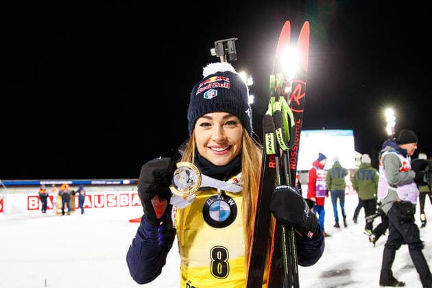 191201 Dorothea Wierer of Italy celebrates after the Womens 7.5km Sprint during the IBU World Cup Biathlon on December 01, 2019 in Östersund Photo Johan Axelsson BILDBYRAN Cop 245 2019 Biathlon Women bbeng ibu world cup biathlon biathlon biathlon world sprint women sprint cheer italy,  Copyright: JOHANxAXELSSON BB191201JA160