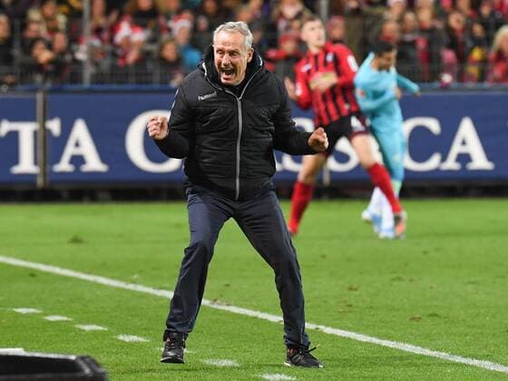 07 12 2019, xblx, Soccer 1 Bundesliga, SC Freiburg VfL Wolfsburg emspor, v l Coach Christian Streich SC Freiburg , celebrate the victory DFL DFB REGULATIONS PROHIBIT ANY USE OF PHOTOGRAPHS as IMAGE SEQUENCES and or QUASI VIDEO Freiburg