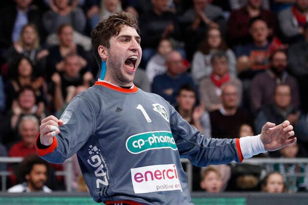 08 12 2019, TUI Arena, Hannover, league match, 1 Bundesliga, TSV Hannover Burgdorf vs Fuechse Berlin, in picture Domenico Ebner 1, Han Burgdorf cheers TSV Hannover Burgdorf vs Fuechse Berlin