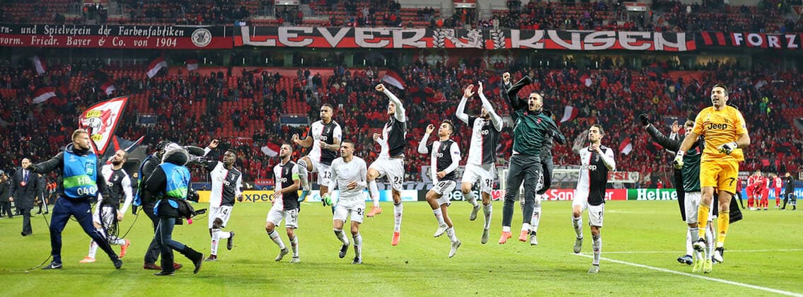 11 12 2019, football UEFA Champions League 2019 2020, group stage, 6 matchday, Bayer 04 Leverkusen Juventus Turin, in the BayArena Leverkusen final cheer Juventus Turin DFL and DFB regulations prohibit any use of photographs as image sequences and or quasi video