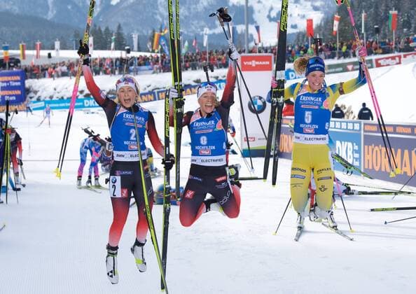 Biathlon Hochfilzen Austria 15 12 2019 IBU World Cup Biathlon World Cup Pursuit Women 10km Vlnr TANDREVOLD Ingrid Landmark NORECKHOFF Tiril NOR OEBERG Hanna SWE