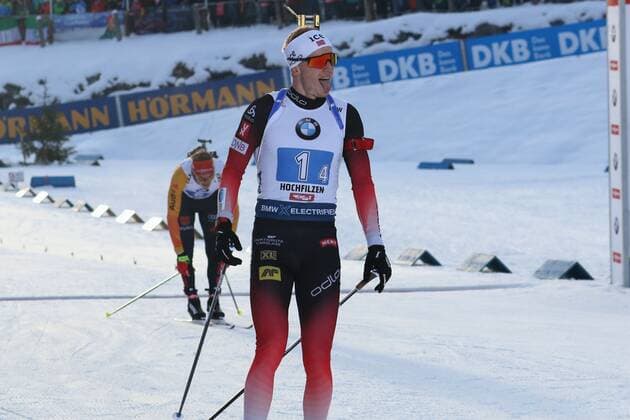 IBU WC Biathlon Hochfilzen, relay men 4x7,5km 15 12 2019 IBU WC Biathlon Hochfilzen, relay men 4x7,5km 15 12 2019 Jubel, tongue out for joy Johannes Thingnes Bø 1 4,NOR for Benedikt Doll 8 4,GER Copyright: xBEAUTIFULxSPORTS NilsxKoepkex