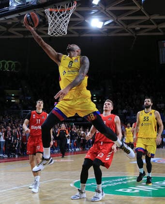 20 12 2019, Euroleague Basketball, FC Bayern Basketball vs FC Barcelona Basketball, Basketball Sport, in the picture Vladimir Lucic FC Bayern Basketball , Adan Hanga FC Barcelona Basketball , Leon Radosevic FC Bayern Basketball , Nikola Mirotic FC Barcelona Basketball