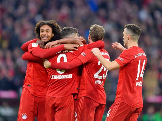 21 12 2019, Football 1 Bundesliga 2019 2020, 17 Matchday, FC Bayern Munich VfL Wolfsburg, in the Allianz Arena Munich Joshua Zirkzee Bayern Munich cheers with the others at 2 0 DFL and DFB regulations prohibit any use of photographs as image sequences and or quasi video