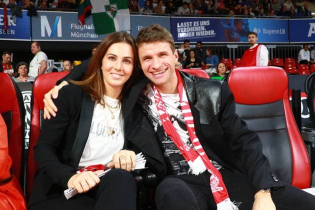 Footballer Thomas Müller and Mrs Lisa Basketball Euroleague FC Bayern Basketball Zalgiris Kaunas 27 12 2019