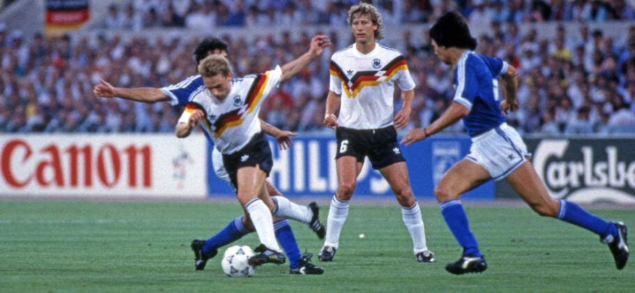 Germany Argentina Italy, Rome, 08 07 1990, Football, FIFA World Cup 1990 in Italy, Final, DFB Germany Argentina 1 0 v l Thomas Häßler, Guido Buchwald both Germany