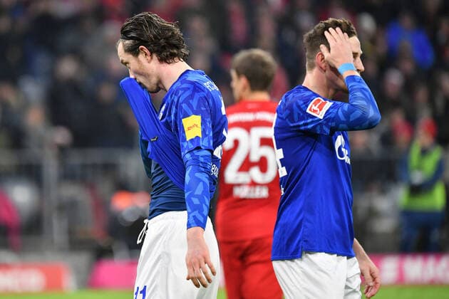 From left to right Michael GREGORITSCH FC Schalke 04 , Bastian OCZIPKA FC Schalke 04 , disappointment, frustration, disappointed, frustrated, depressed,, action football 1 Bundesliga, 19 matchday,Matchday19, FC Bayern Muenchen M FCSchalke 04 GE , on 25.01.2020 in Munich A L L I A N Z A R E N A, DFL REGULATIONS PROHIBIT ANY USE OF PHOTOGRAPHS AS IMAGE SEQUENCES AND OR QUASI VIDEO