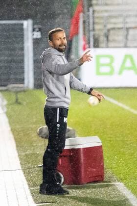 Michael Schiele FC Würzburger Kickers Head Coach SG Sonnenhof Großasbach vs FC Wuerzburger Kickers, Football, 3 League, 22 Matchday, Season 2019 2020, 03 02 2020 DFL DFB REGULATIONS PROHIBIT ANY USE OF PHOTOGRAPHS AS IMAGE SEQUENCES AND OR QUASI VIDEO, SG Sonnenhof Großasbach vs FC Würzburger Kickers, Football, 3 League, 22 Matchday, Season 2019 2020, 03 02 2020 Großaspach Copyright: xEibner-Pressefoto RogerxBuerkex EP_EER