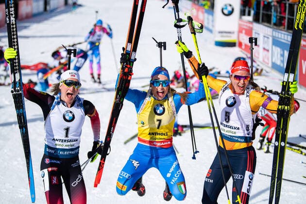 200216 Marte Olsbu Roiseland of Norway, Dorothea Wierer of Italyand Denise Herrmann of Germany celebrate after womens 10 km pursuit during the IBU Biathlon World Championships on February 16, 2020 in Antholz Photo Joel Marklund BILDBYRAN code JM 88113 bbeng biathlon biathlon World Cup biathlon World Cup Biathlon World Championships 2020 Anterselva dam hunt start pursuit cheer,  Copyright: JOELxMARKLUND BB200216JM039