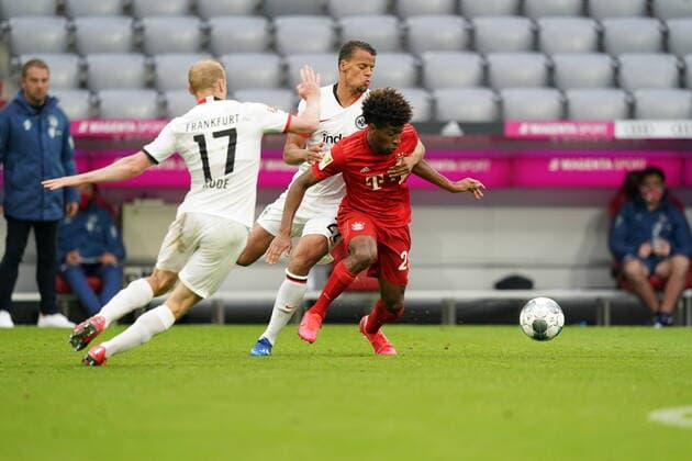 1 Bundesliga FC BAYERN MUENCHEN EINTRACHT FRANKFURT Munich, Germany, 23 May 2020, Timothy CHANDLER, FRA 22 against Kingsley COMAN, FCB 29 , Sebastian RODE, FRA 17 at Match 1 Bundesliga FC BAYERN MUENCHEN EINTRACHT FRANKFURT in the 2019 2020 season on 27 matchday Photo Peter Schatz Pool DFL REGULATIONS PROHIBIT ANY USE OF PHOTOGRAPHS as IMAGE SEQUENCES and or QUASI VIDEO National and international News Agencies OUT Editorial Use ONLY Munich Bavaria Germany Poolfoto Peter Schatz Pool ,EDITORIAL USE ONLY