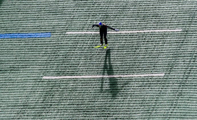 27 05 2020 Oberhof Schanzen im Kanzlersgrund Germanys national ski jumping team visited Oberhof for its first training camp2020 The ski jumpers and Nk completed the first training jumps of Vinzens violinist GER on the HS100m ski jump