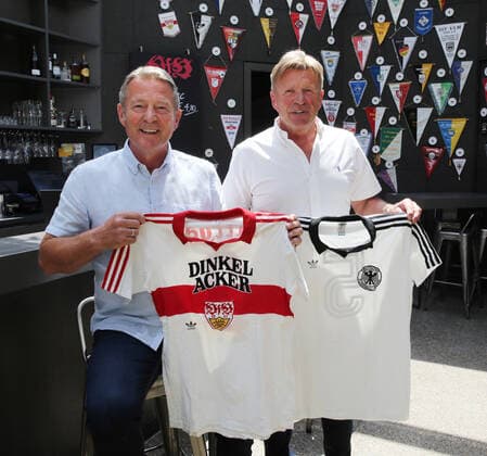 Interview VfB Stuttgart Ex National Players Germany, Stuttgart, 19 06 2020, Football, VfB Stuttgart, Interview with former National Players Forester Brothers Karlheinz left and Bernd right