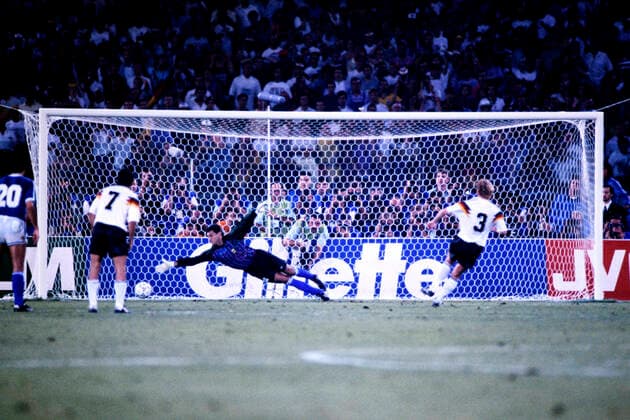BREHME Andreas Team Germany convert the 11m for Germany against goalie Sergio Goycochea Team Germany World Champion FIFA World Cup 1990 in Italy Final Germany Argentina 1 0 on 08 07 1990 in Rome