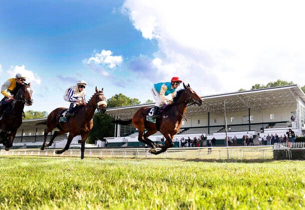 Mülheim an der Ruhr, Germany, gallop race, race day on the racetrack in Mülheim an der Ruhr on 05 07 2020 12 races Maxim PECHEUR on Diajaka 5 re ahead of Marco CASAMENTO on Sahelian 4 2 v re and Martin SEIDL 2 on Agamemdon li