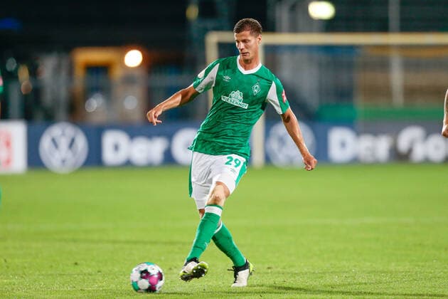 12 09 2020, xtgx, Fussball DFB Pokal 1 Runde, FC Carl Zeiss Jena SV Werder Bremen emspor, v l Patrick Erras Werder Bremen, 29 Clipping, single frame, whole body, single frame DFL DFB REGULATIONS PROHIBIT ANY USE OF PHOTOGRAPHS as IMAGE SEQUENCES and or QUASI VIDEO Jena