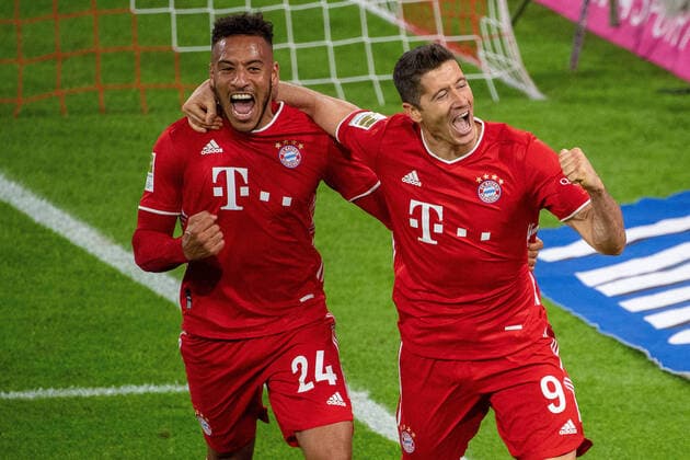 Goal to the 4 3 by Robert Lewandowski FC Bayern Muenchen 09 , penalty against Alexander Schwolo Hertha BSC, 01 , with Corentin Tolisso FC Bayern Muenchen 24 , GER, FC Bayern Muenchen vs. Hertha Berlin, soccer, Bundesliga, 3 matchday, Season 2020 2021, 04 10 2020, DFB DFL regulations prohibit any use of photographs as image sequences and or quasi video , GER, FC Bayern Muenchen vs Hertha Berlin, soccer, Bundesliga, 3 matchday, Season 2020 2021, 04 10 2020 Munich Copyright: xEibner-Pressefoto SaschaxWaltherx EP_EER