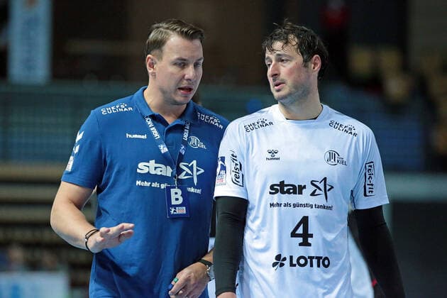 10 10 2020, xovx, Handball LIQUI MOLY 1 Bundesliga, HSG Wetzlar THW Kiel emspor, v l Coach Filip Jicha THW Kiel , Domagoj Duvnjak THW Kiel , Release DFL DFB REGULATIONS PROHIBIT ANY USE OF PHOTOGRAPHS as IMAGE SEQUENCES and or QUASI VIDEO Wetzlar