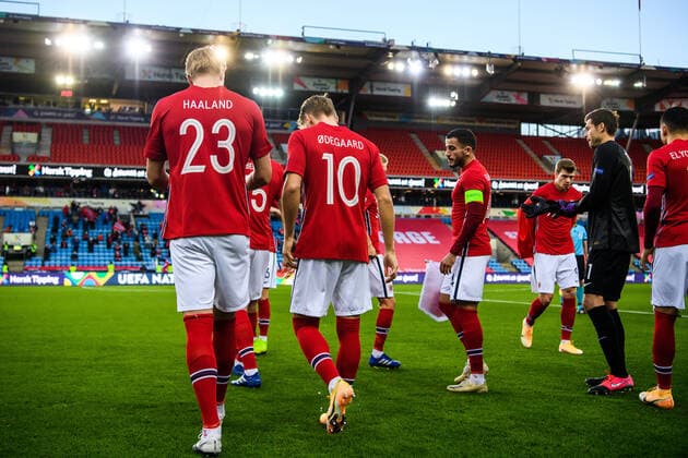 201011 Erling Braut Haaland and Martin odegaard of Norway ahead of the UEFA Nations League football match between Norway and Romania on October 11, 2020 in Oslo Photo Vegard Wivestad Grott BILDBYRAN kod VG VG0054 bbeng fotboll football fotball soccer uefa nations league landskamp norge norway romania romanänien, Copyright: VEGARDxWIVESTADxGRoTT BB201011VG022