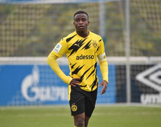Youssoufa Moukoko Borussia Dortmund 18 10 2020, Football GER, Season 2020 2021, U19 Bundesliga West, 3 Matchday, FC Schalke 04 Borussia Dortmund 2 3, Photo TEAM2sportphoto Gelsenkirchen Parkstadion Nordrhein Westfalen Germany Team2